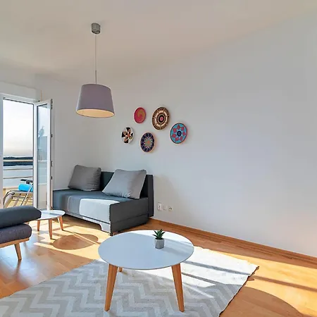 Sunce By Interhome Τρογκίρ